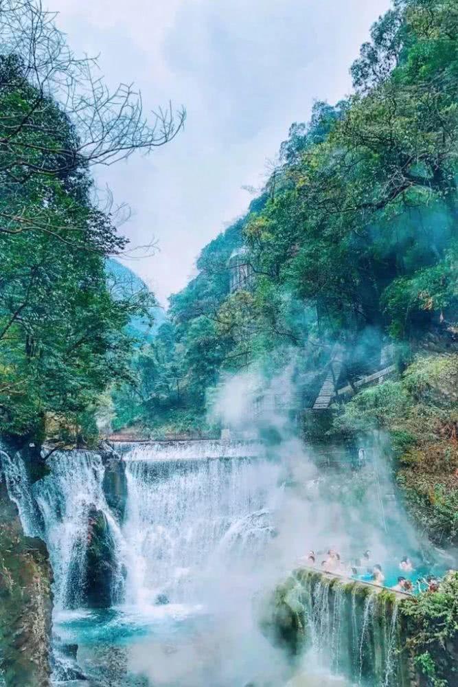 点点穿书编辑器网址游戏画面